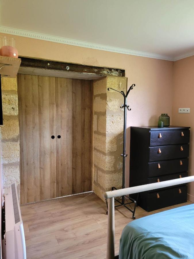 Bed and Breakfast A L'Ombre De La Treille -Proche Saint-Emilion Экстерьер фото